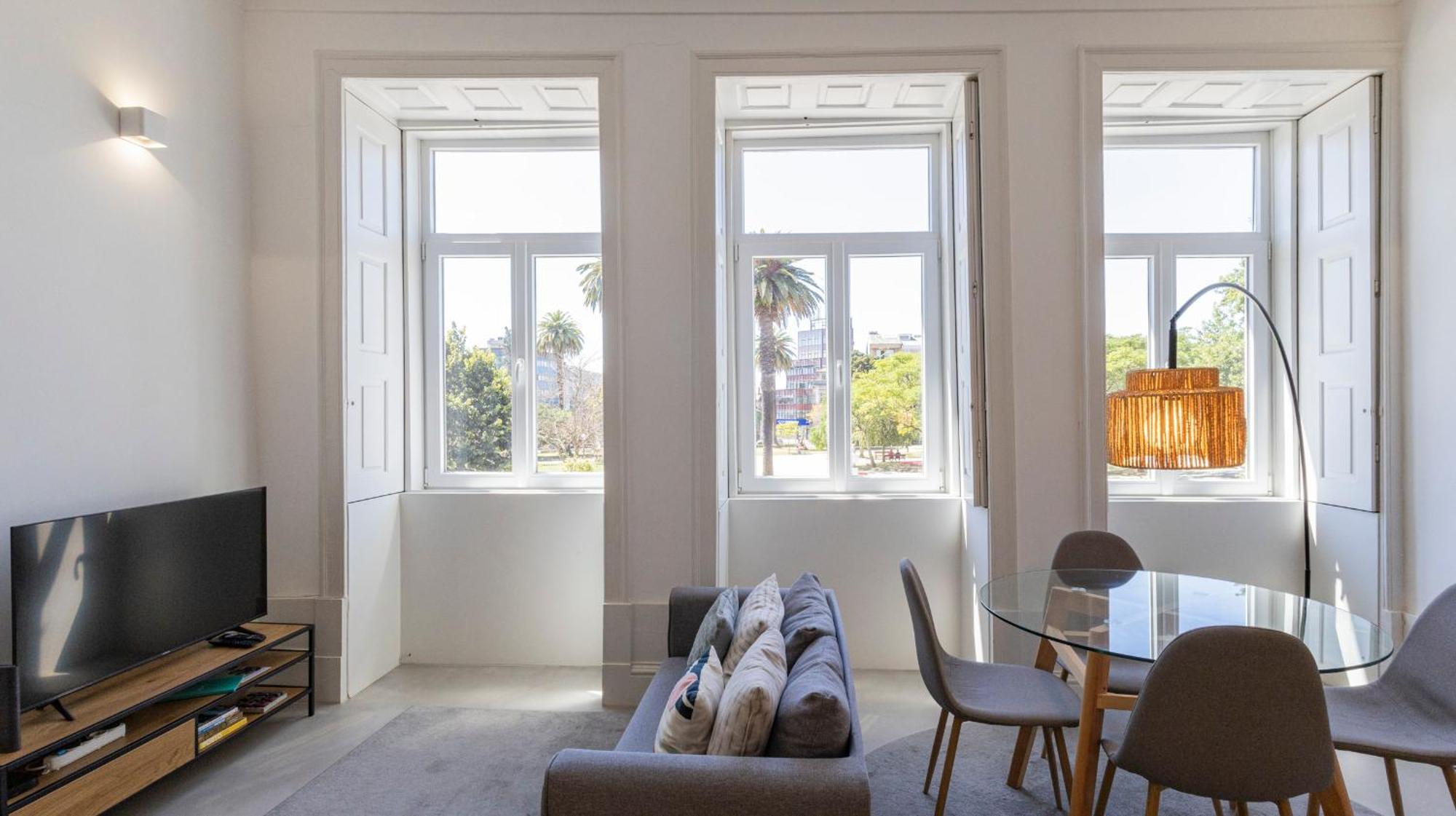 Oporto Downtown Studio By Lovelystay Extérieur photo